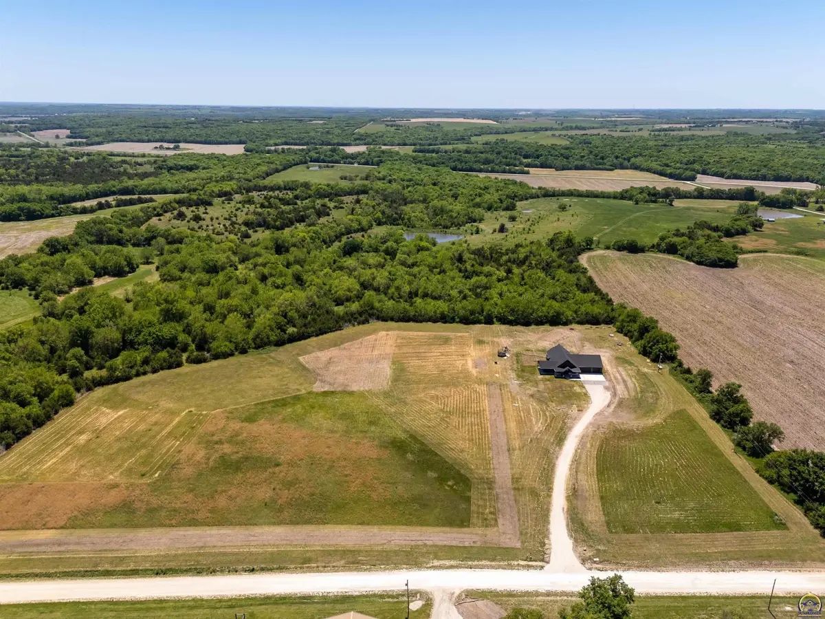 18597 190th Rd, Denison, KS 66419 - #1