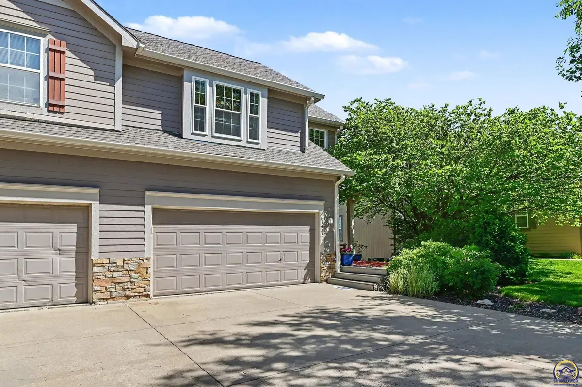 1425 Legends Cir, Lawrence, KS 66049 - #1