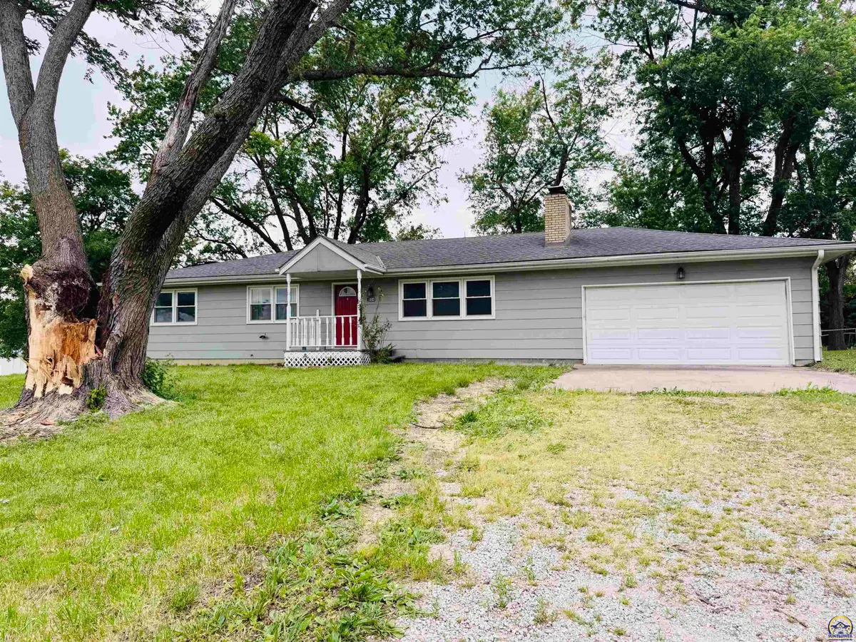 104 Monroe St, Pomona, KS 66076 - #1