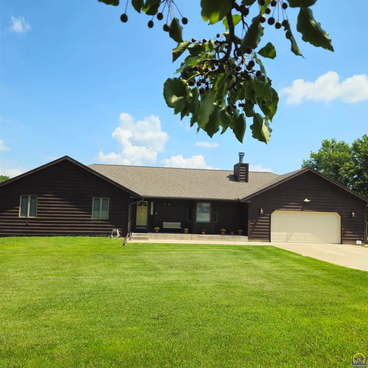 5334 NW Rochester Rd, Topeka, KS 66617 - #1