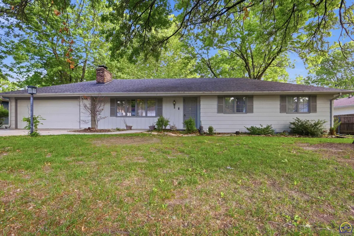 4336 SE 25th St, Topeka, KS 66605 - #1