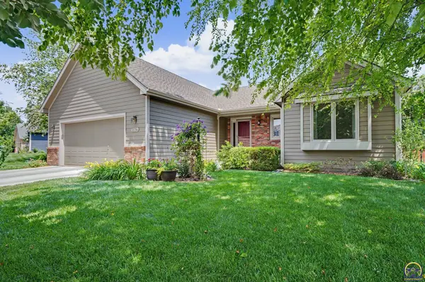 2714 Coneflower Ct, Lawrence, KS 66047