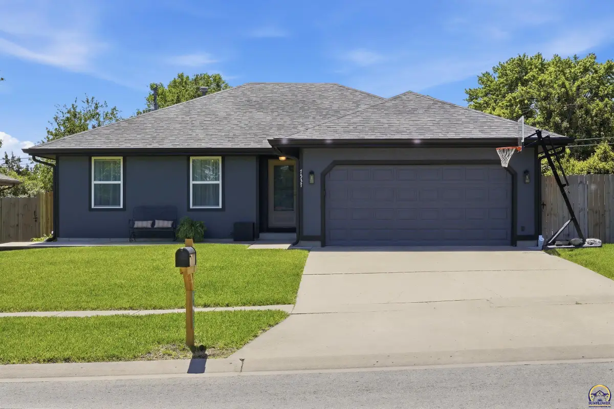 7537 SW 26th St, Topeka, KS 66614 - #1