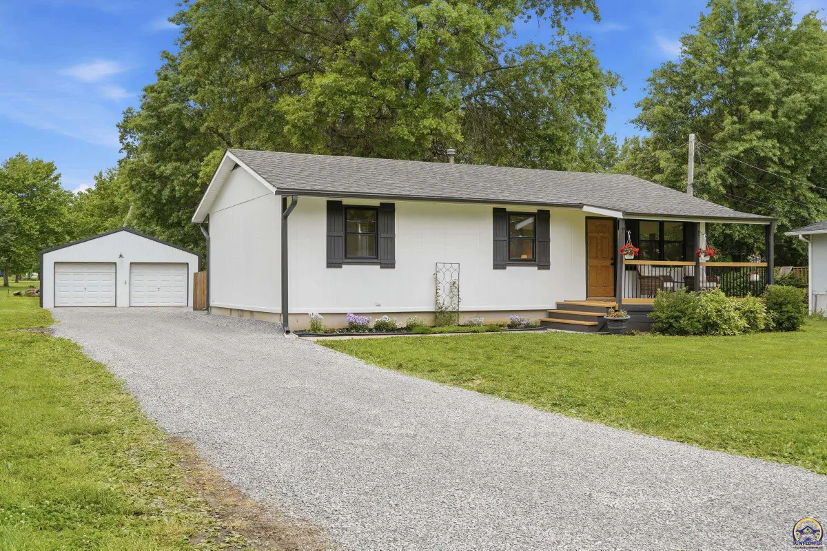 719 Shuey, Osage City, KS 66523 - #1