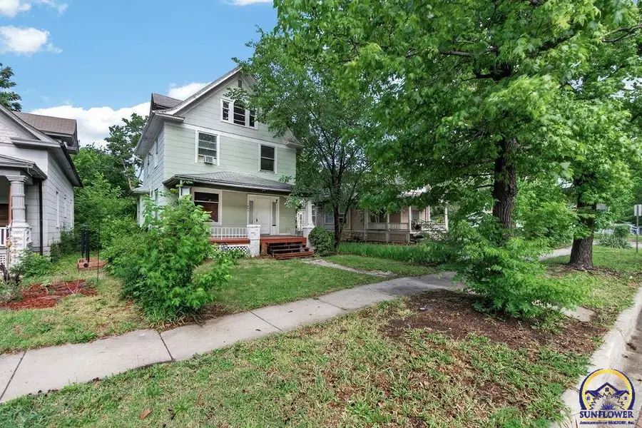 1607 SW Buchanan St, Topeka, KS 66604 - #2