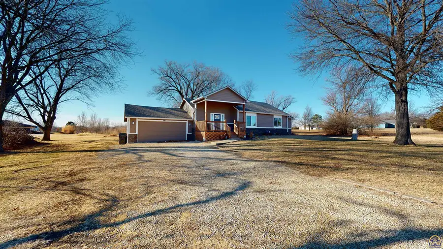 4741 NW Rochester Rd, Topeka, KS 66617 - #3