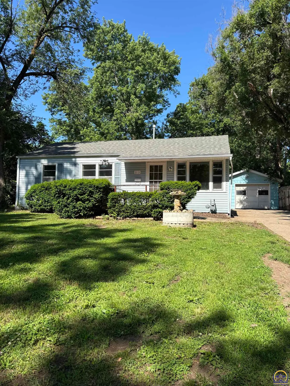 2133 SE Ohio Ave, Topeka, KS 66605 - #1