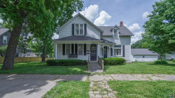 225 New York Ave, Holton, KS 66436