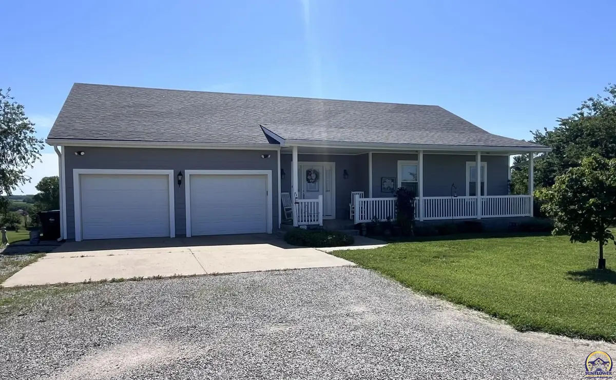 6634 NW Hodges Rd, Silver Lake, KS 66539 - #1