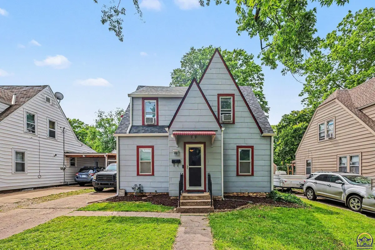1193 SW Warren Ave, Topeka, KS 66604 - #1