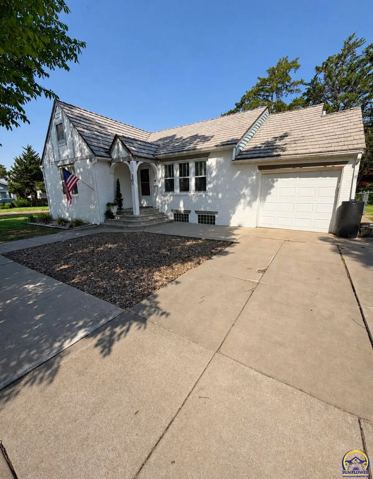 2101 Ash St, Hays, KS 67601 - #1