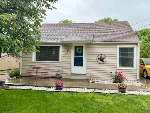 6545 NW Rose St, Topeka, KS 66618