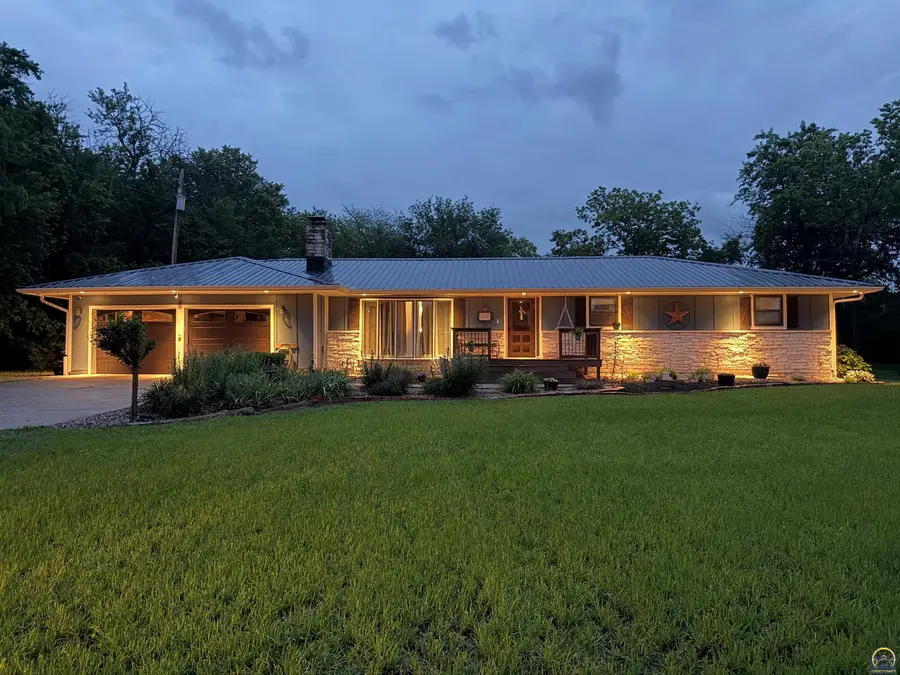 4600 NW Redwood Dr, Topeka, KS 66618 - #2