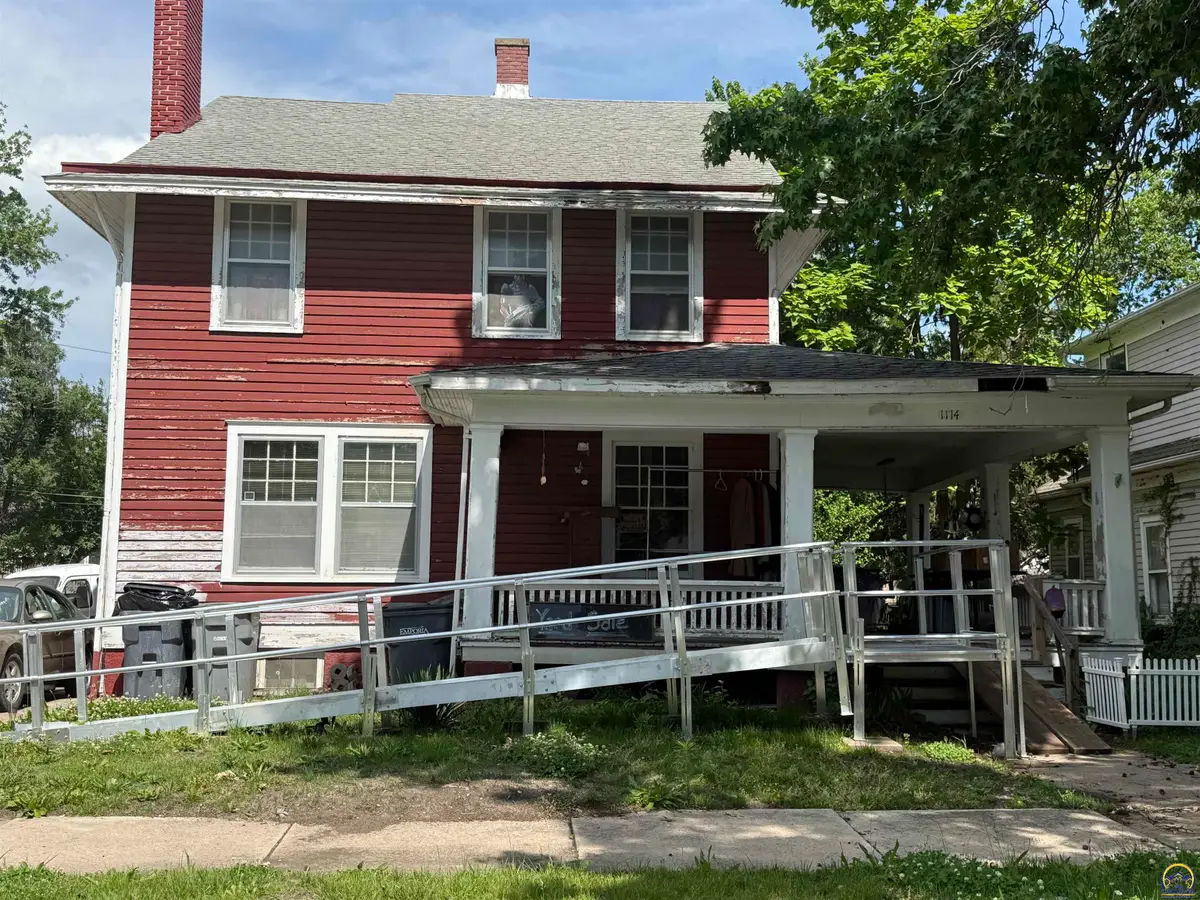 1114 Congress St, Emporia, KS 66801 - #1