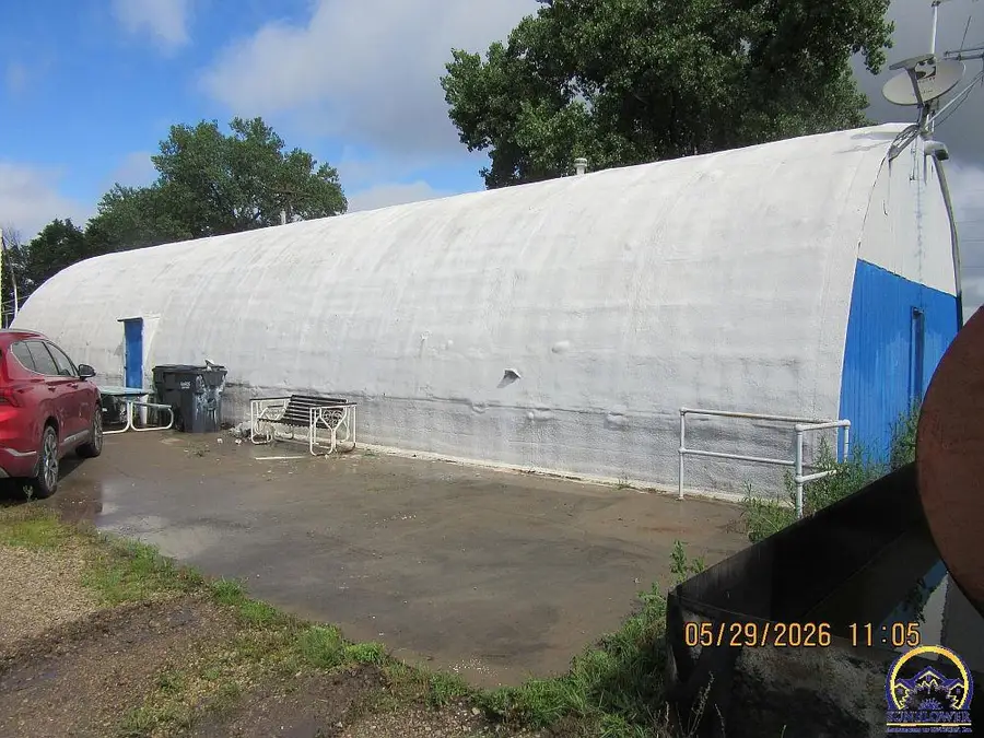 207 SE Woodland Ave, Topeka, KS 66607 - #2