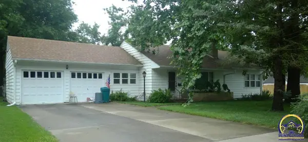 2050 SW Webster Ave, Topeka, KS 66604