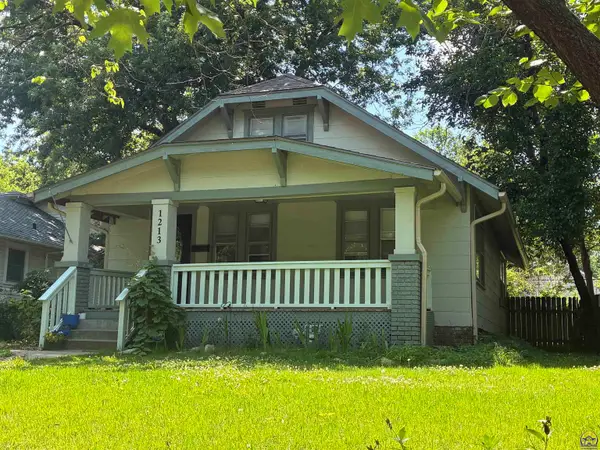 1213 SW Plass Ave, Topeka, KS 66604