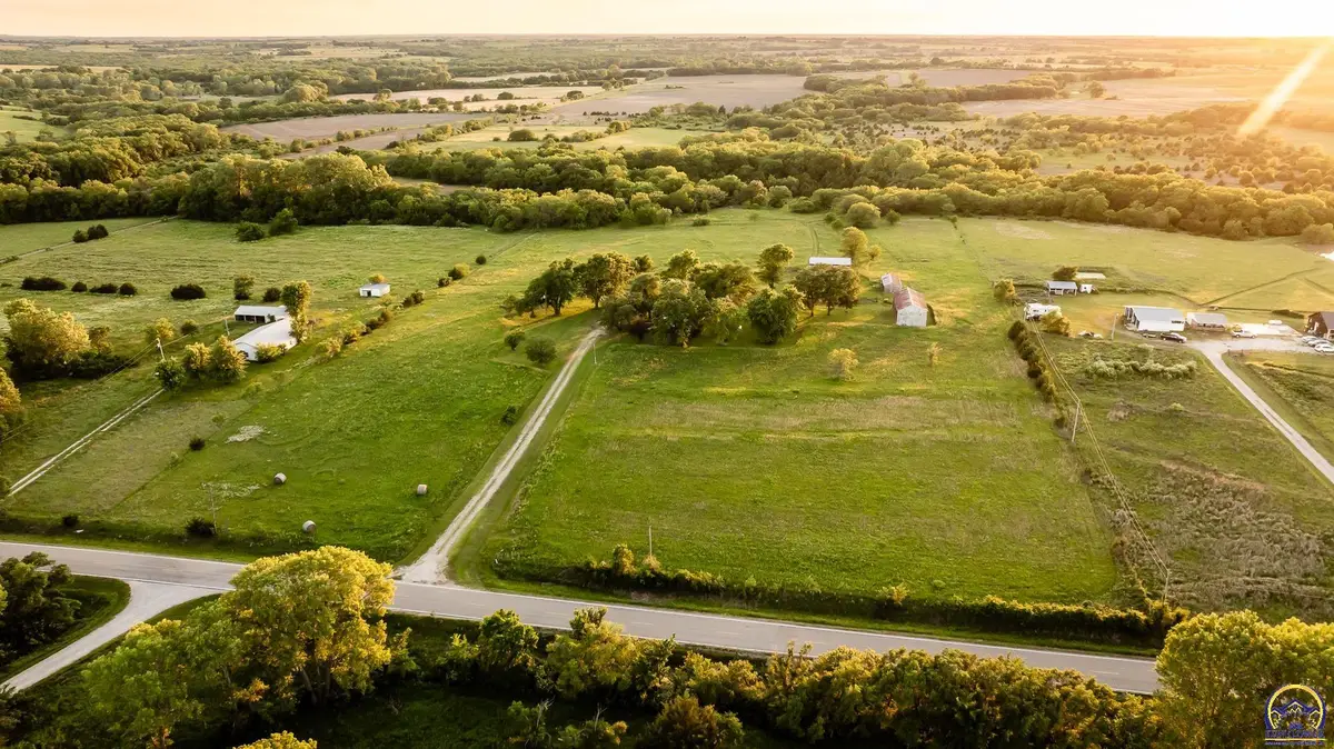 12140 Miller Rd, Harveyville, KS 66431 - #1