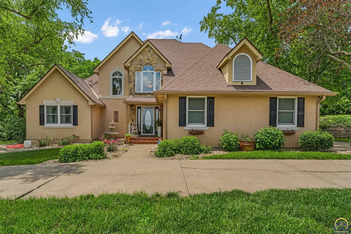 5639 NW Button Rd, Topeka, KS 66618 - #1