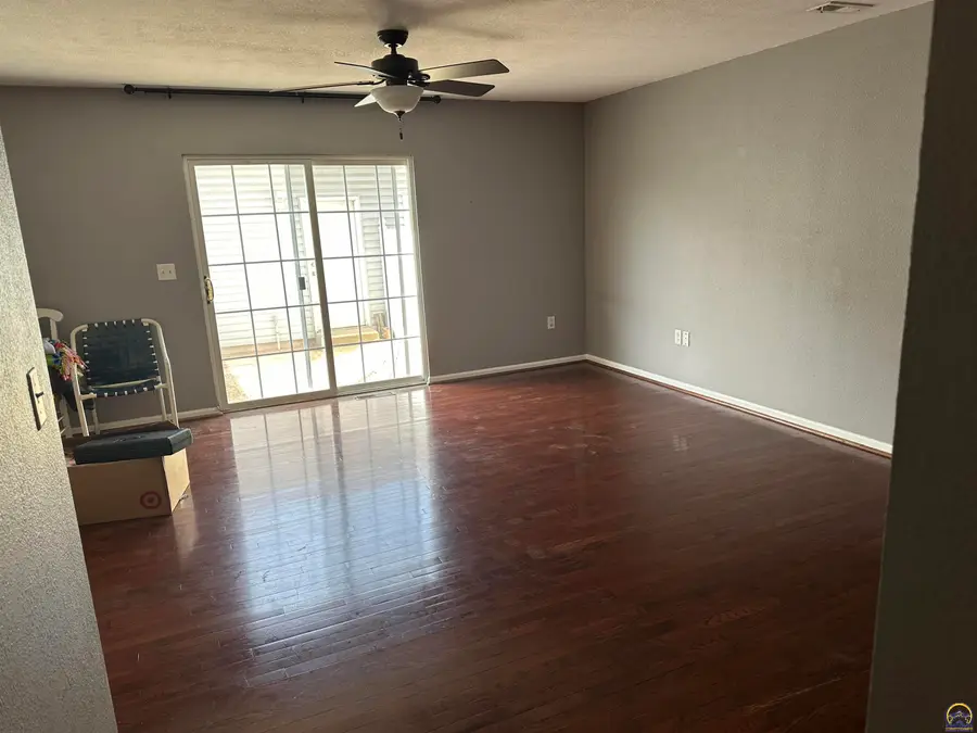 5503 SW Chapella St, Topeka, KS 66614 - #3
