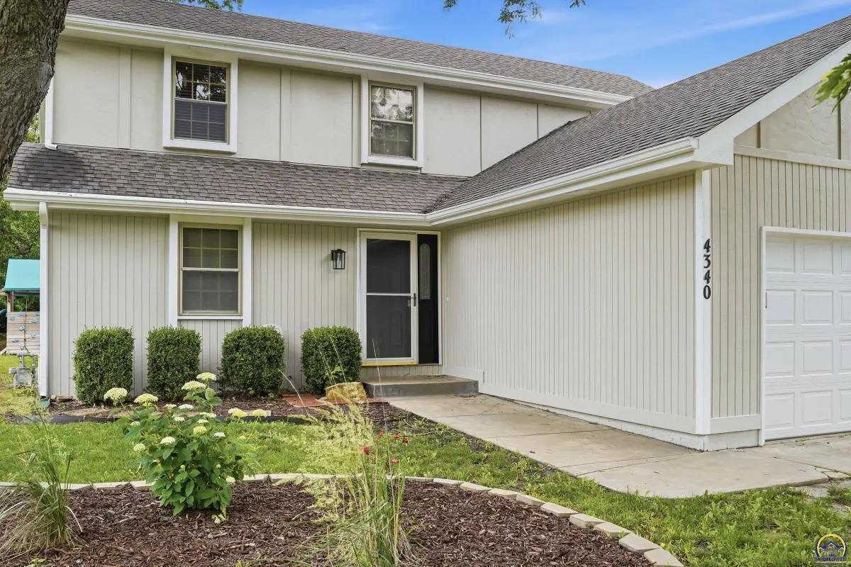 4340 SE Maryland Ave, Topeka, KS 66609 - #1