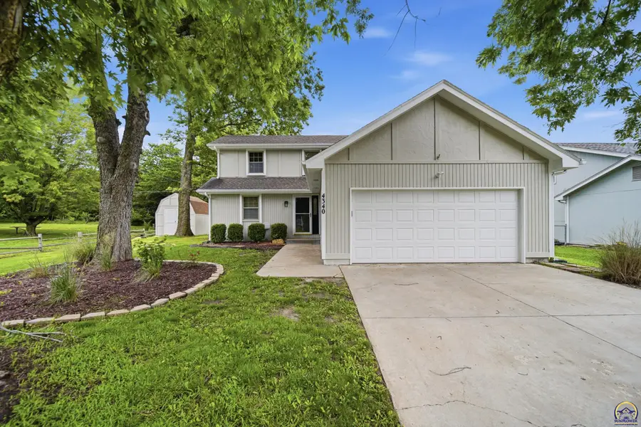 4340 SE Maryland Ave, Topeka, KS 66609 - #3