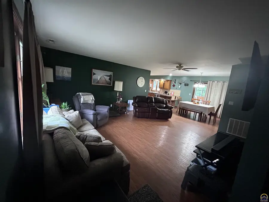 1220 Magic Cir, Emporia, KS 66801 - #2