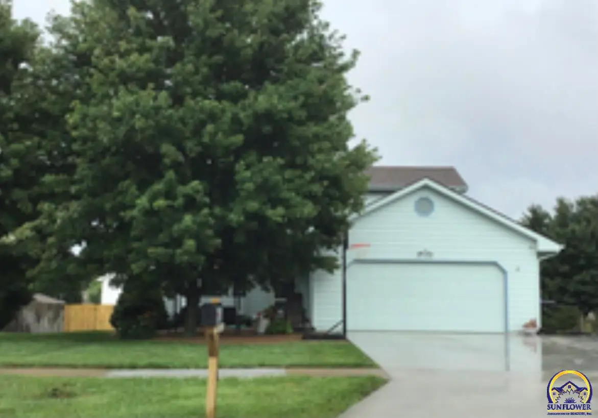 3718 SW Kiowa, Topeka, KS 66610 - #1