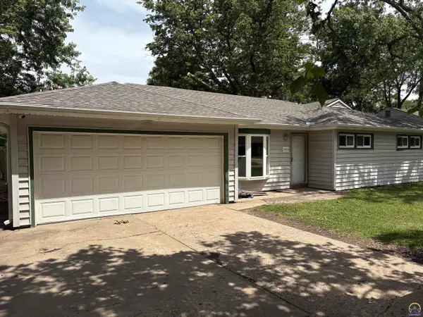 2512 SW Mission Ave, Topeka, KS 66604