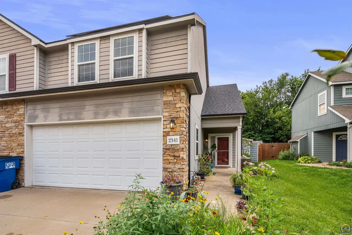2341 Surrey Dr, Lawrence, KS 66046 - #1