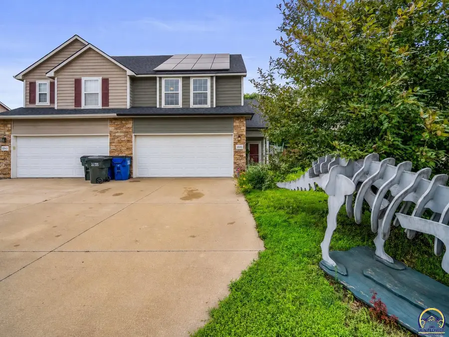 2341 Surrey Dr, Lawrence, KS 66046 - #3