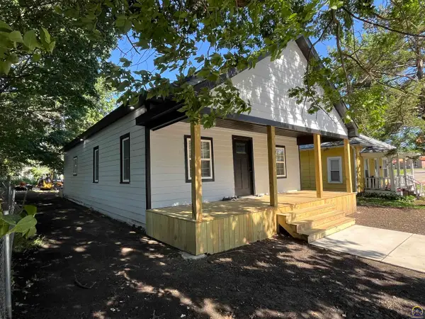 114 S Washington St, Emporia, KS 66801
