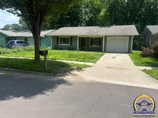 328 Lyon St, Lawrence, KS 66044 - #3