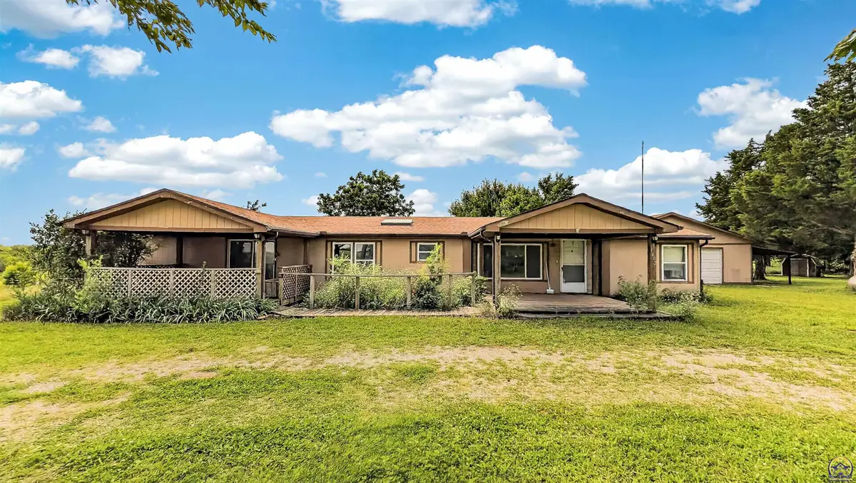 1602 Emmer Rd, Hartford, KS 66854 - #1