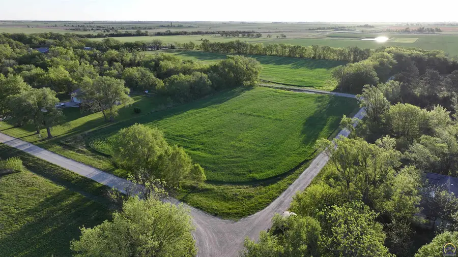 202 S Smith St, Lost Springs, KS 66859 - #2