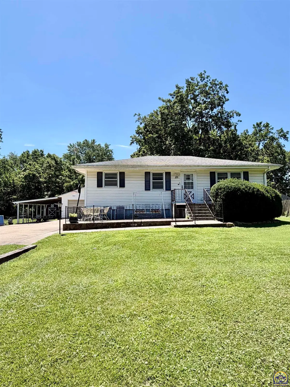 131 E Dayton Ave, Burlingame, KS 66413 - #1