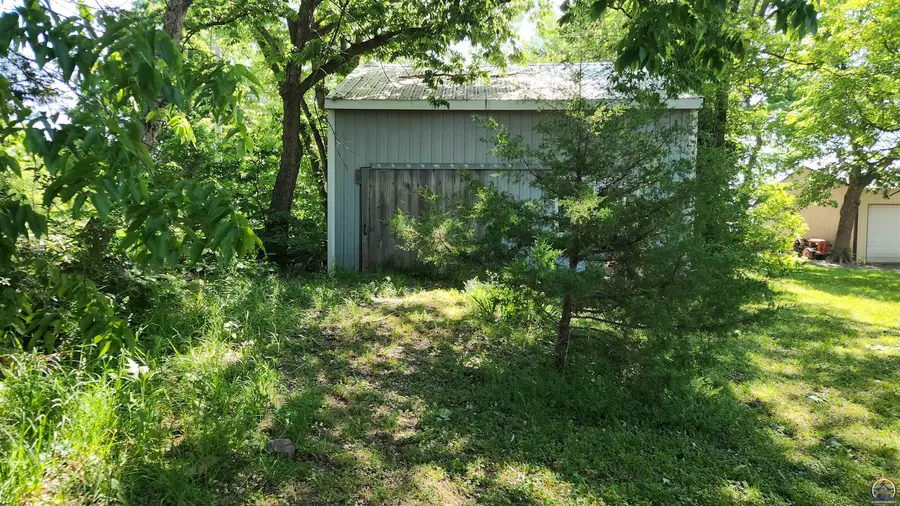 530 Section Line Rd, Wetmore, KS 66550 - #3