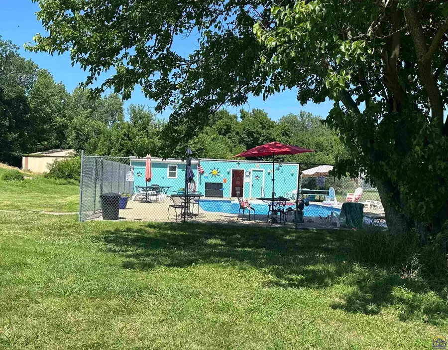 7915 Lake Ridge Pkwy, Ozawkie, KS 66070 - #2