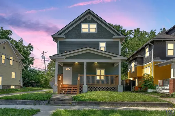 1315 SW 11th St, Topeka, KS 66604