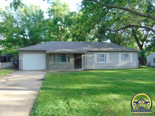 1407 SW Glencoe St, Topeka, KS 66611 - #1