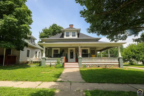 1102 Neosho St, Emporia, KS 66801