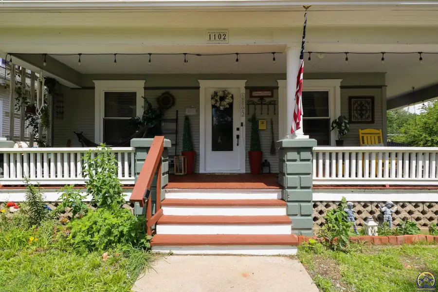 1102 Neosho St, Emporia, KS 66801 - #2