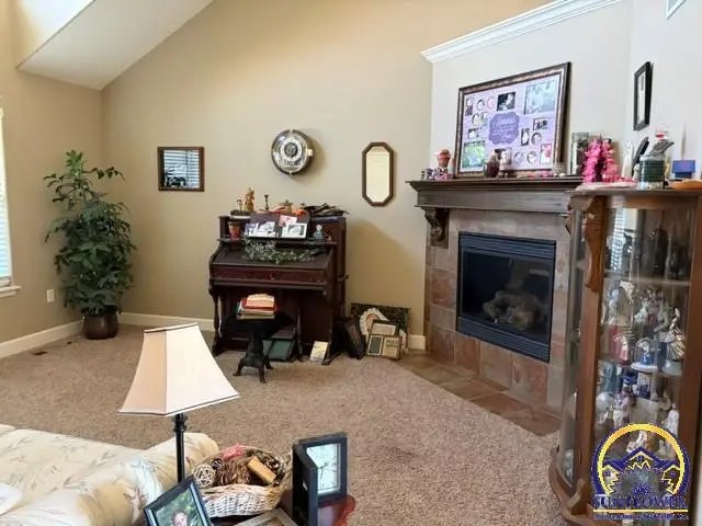 13281 Richland Ave, Bonner Springs, KS 66012 - #3