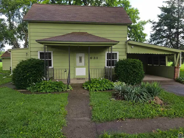 631 Green St, Rossville, KS 66533