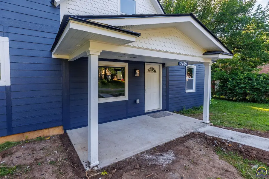 2409 SW Fillmore St, Topeka, KS 66611 - #3