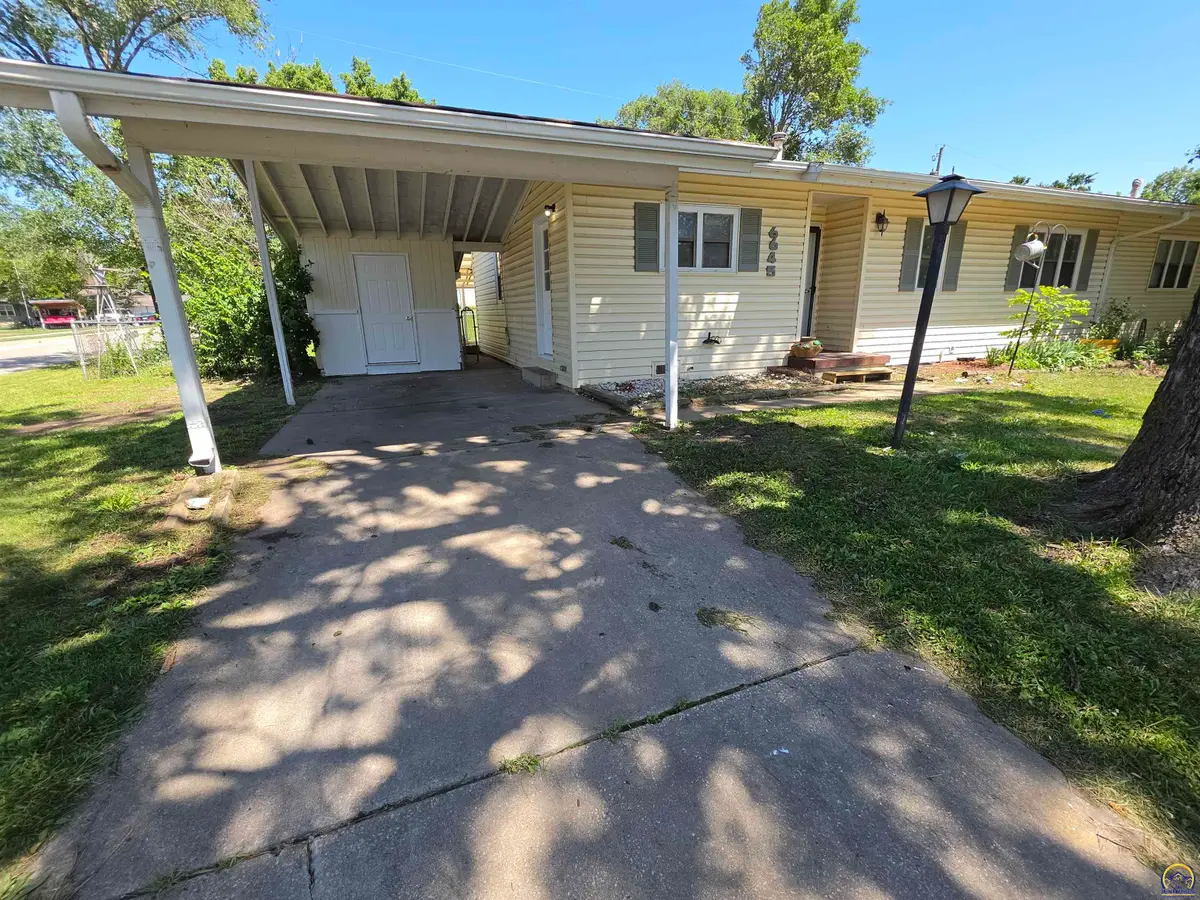 6645 SW Montara Northway, Topeka, KS 66619 - #1