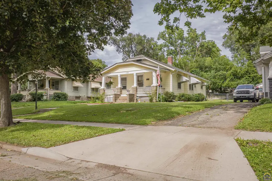 120 NW Knox Ave, Topeka, KS 66606 - #2