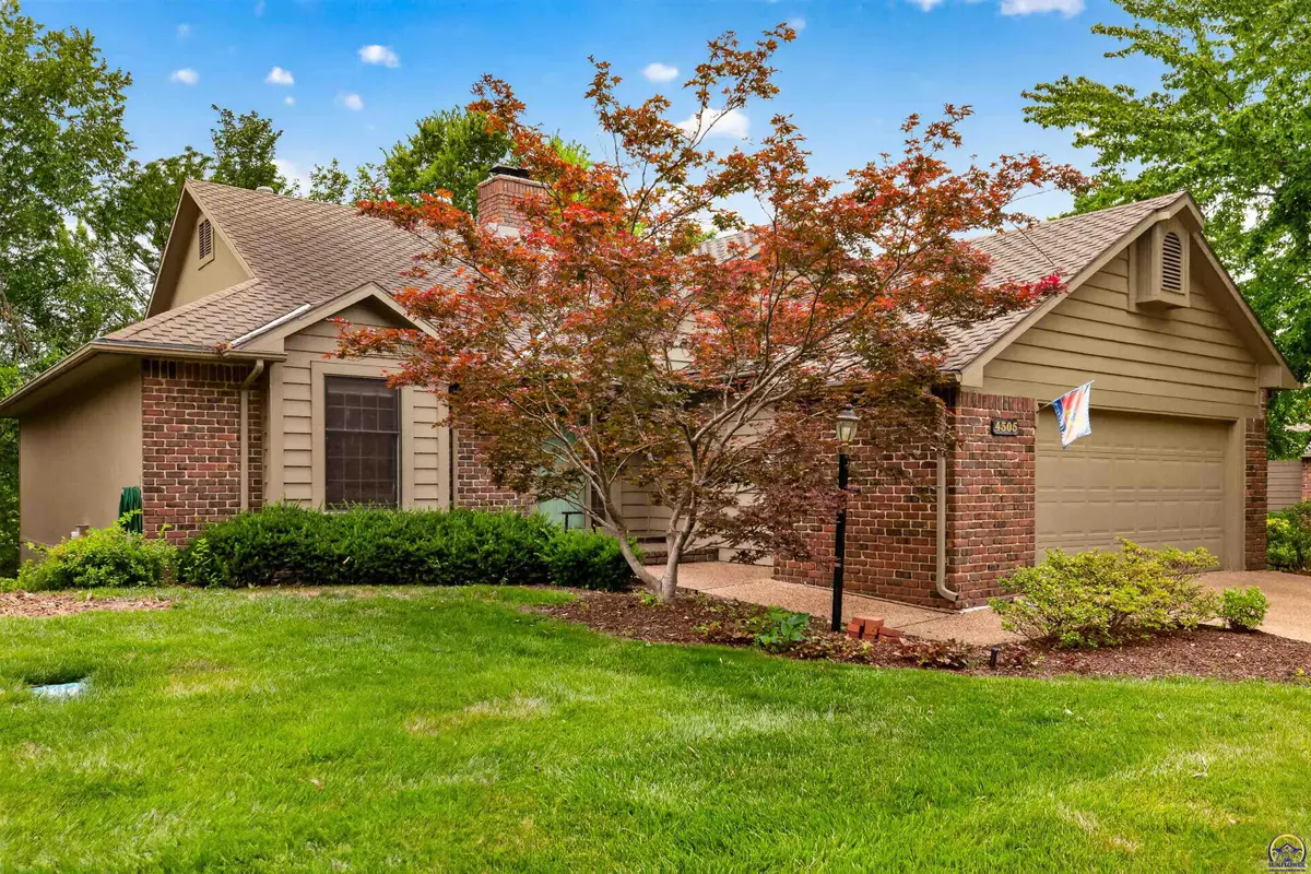 4305 Quail Pointe Dr, Lawrence, KS 66047 - #1