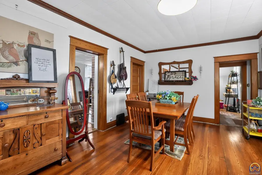 416 W Sherman Ave, Madison, KS 66860 - #3