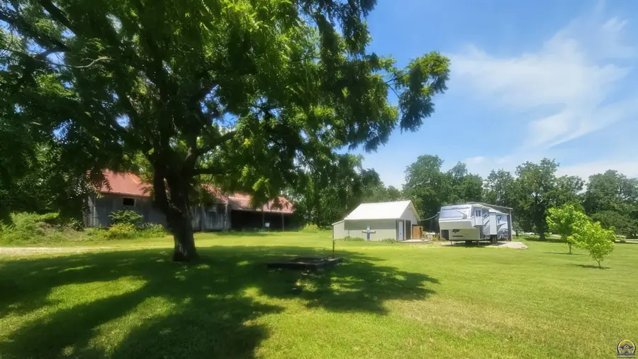 407 Locust St #401 Locust & 00000 5th S, Eskridge, KS 66423 - #2